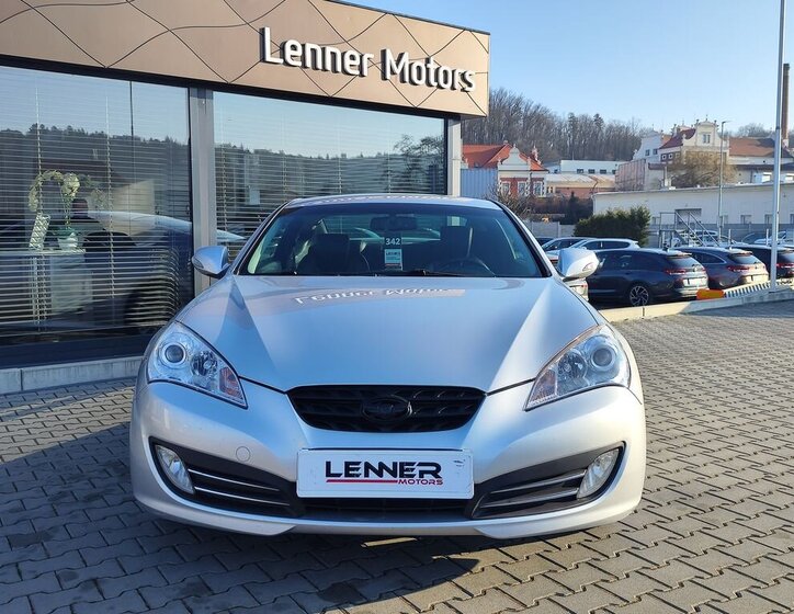 Hyundai Genesis Kupé 0,0 223 kw