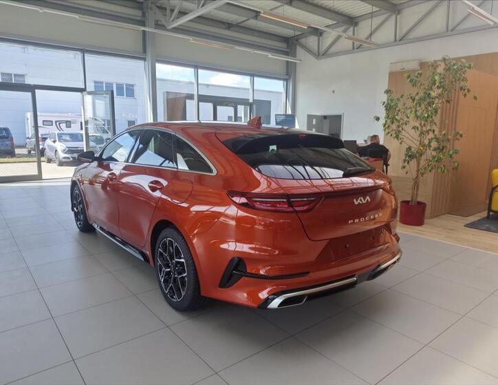 KIA ProCeed 3