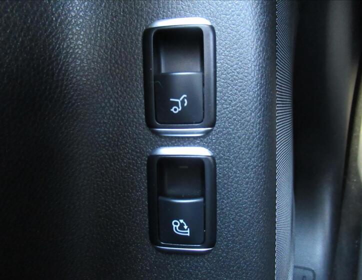 Mercedes-Benz GLE 22