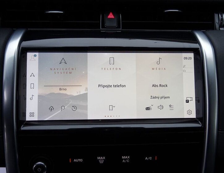 Land Rover Discovery Sport SUV 2,0 l 120 kw