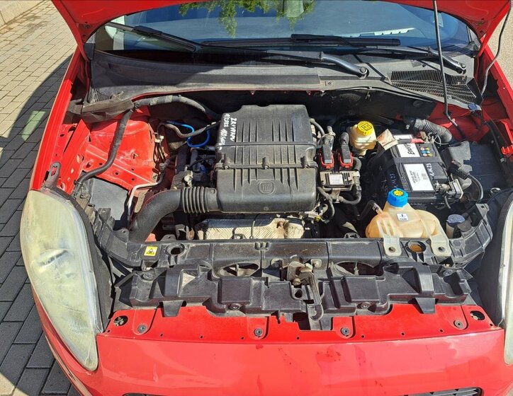 Fiat Grande Punto Kombi 1,2 l 51 kw