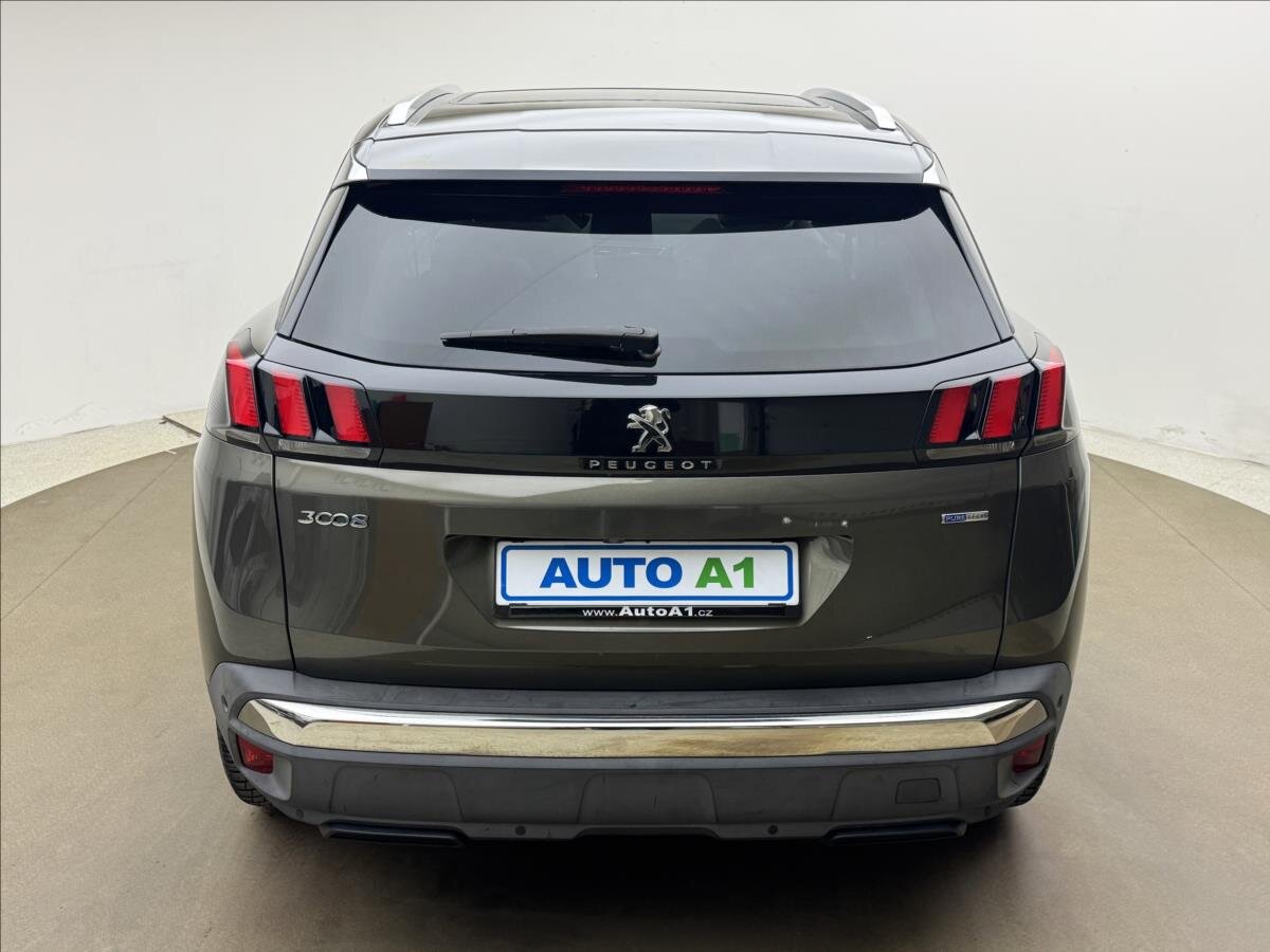 Peugeot 3008 SUV / Terénní 1,2 l 96 kw