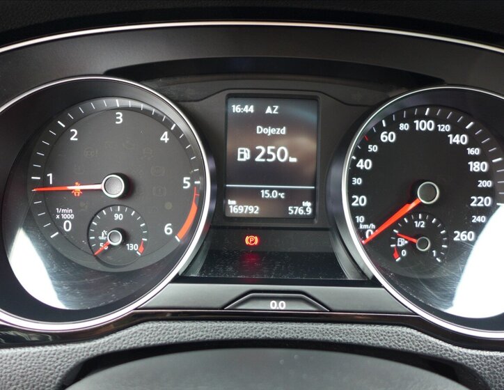 Volkswagen Passat Kombi 2,0 l 110 kw