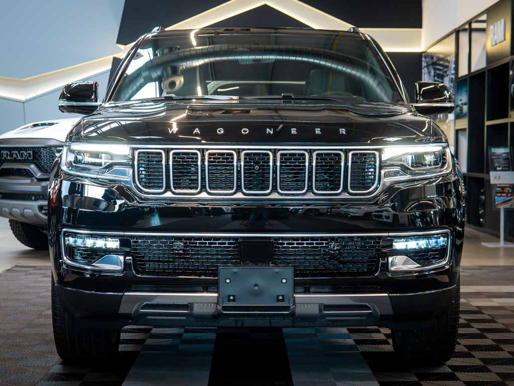 Jeep Wagoneer