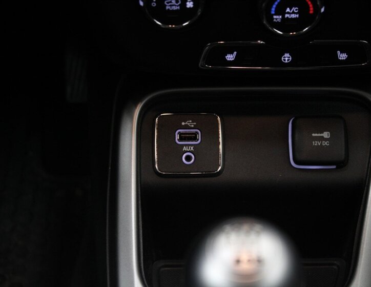 Jeep Compass SUV / Terénní 1,6 l 88 kw