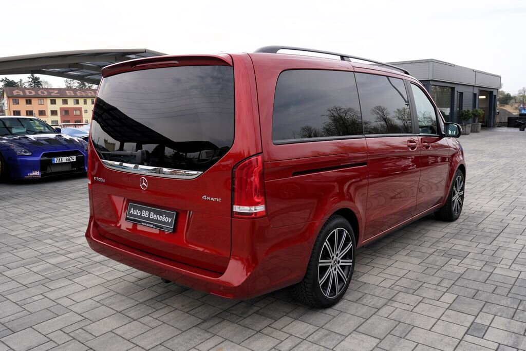 Mercedes-Benz Třídy V MPV 2,0 l 176 kw