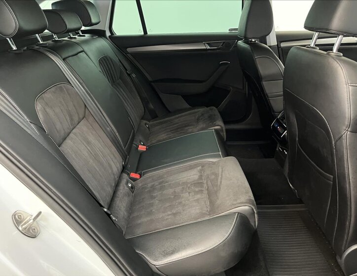 Škoda Superb Kombi 1,4 l 160 kw