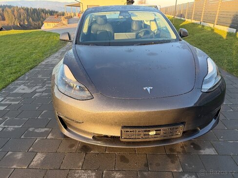 Tesla Model 3 Sedan 0,0 0