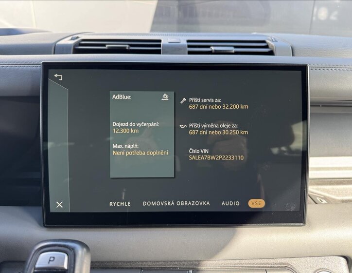 Land Rover Defender SUV / Terénní 3,0 l 221 kw