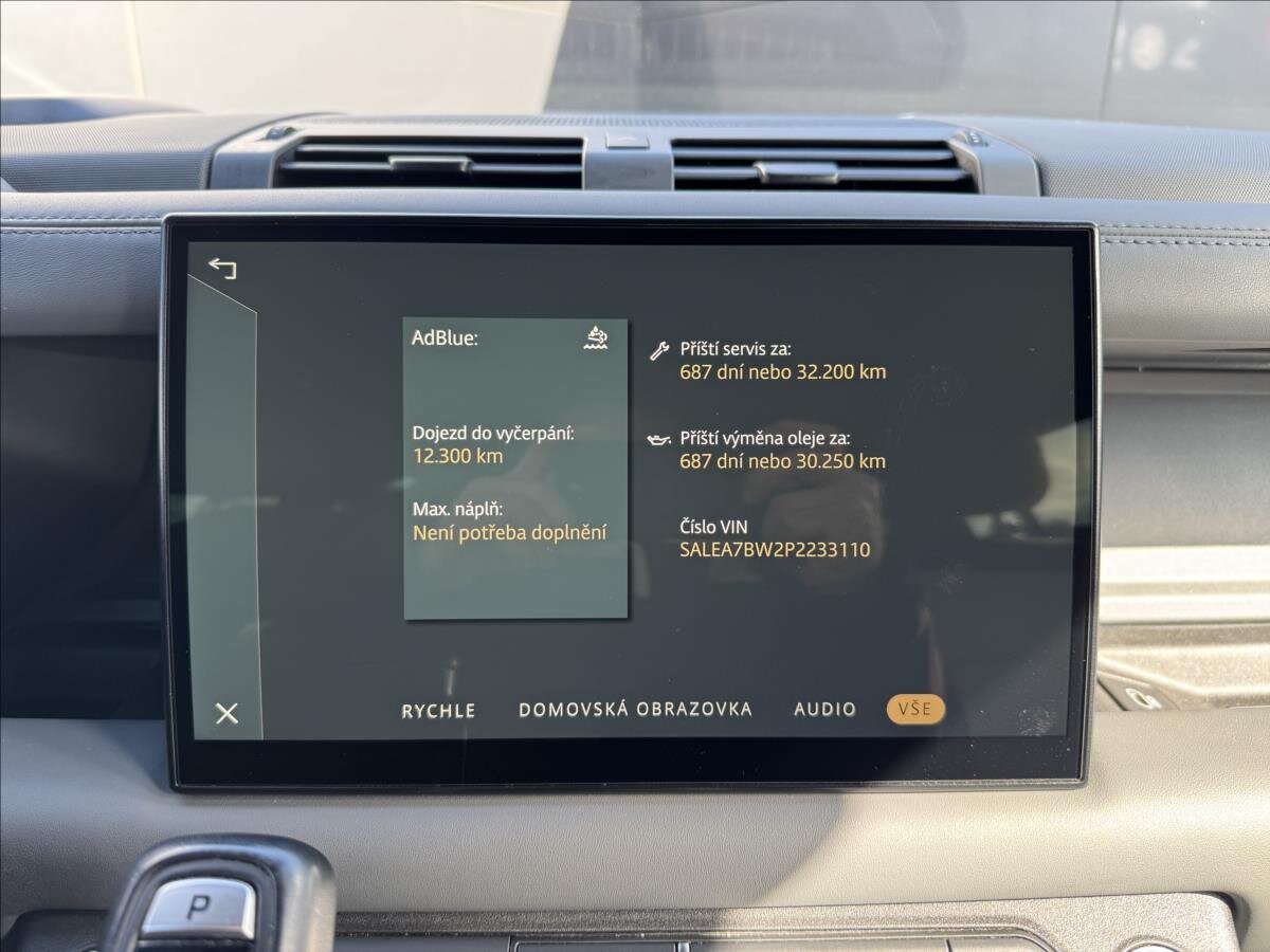 Land Rover Defender SUV / Terénní 3,0 l 221 kw