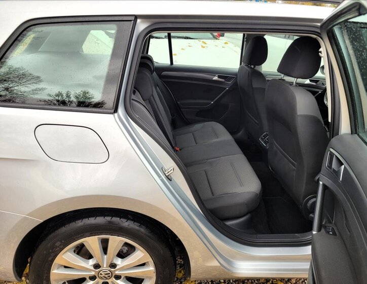 Volkswagen Golf Kombi 999,0 85 kw