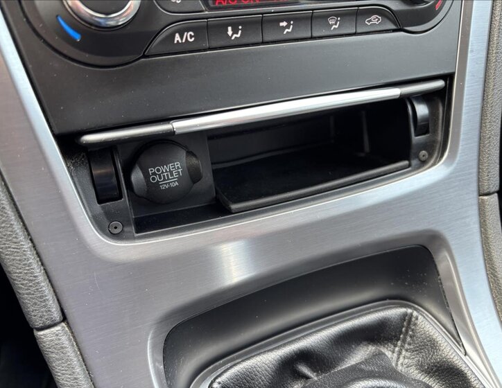 Ford Mondeo Kombi 2,0 l 103 kw