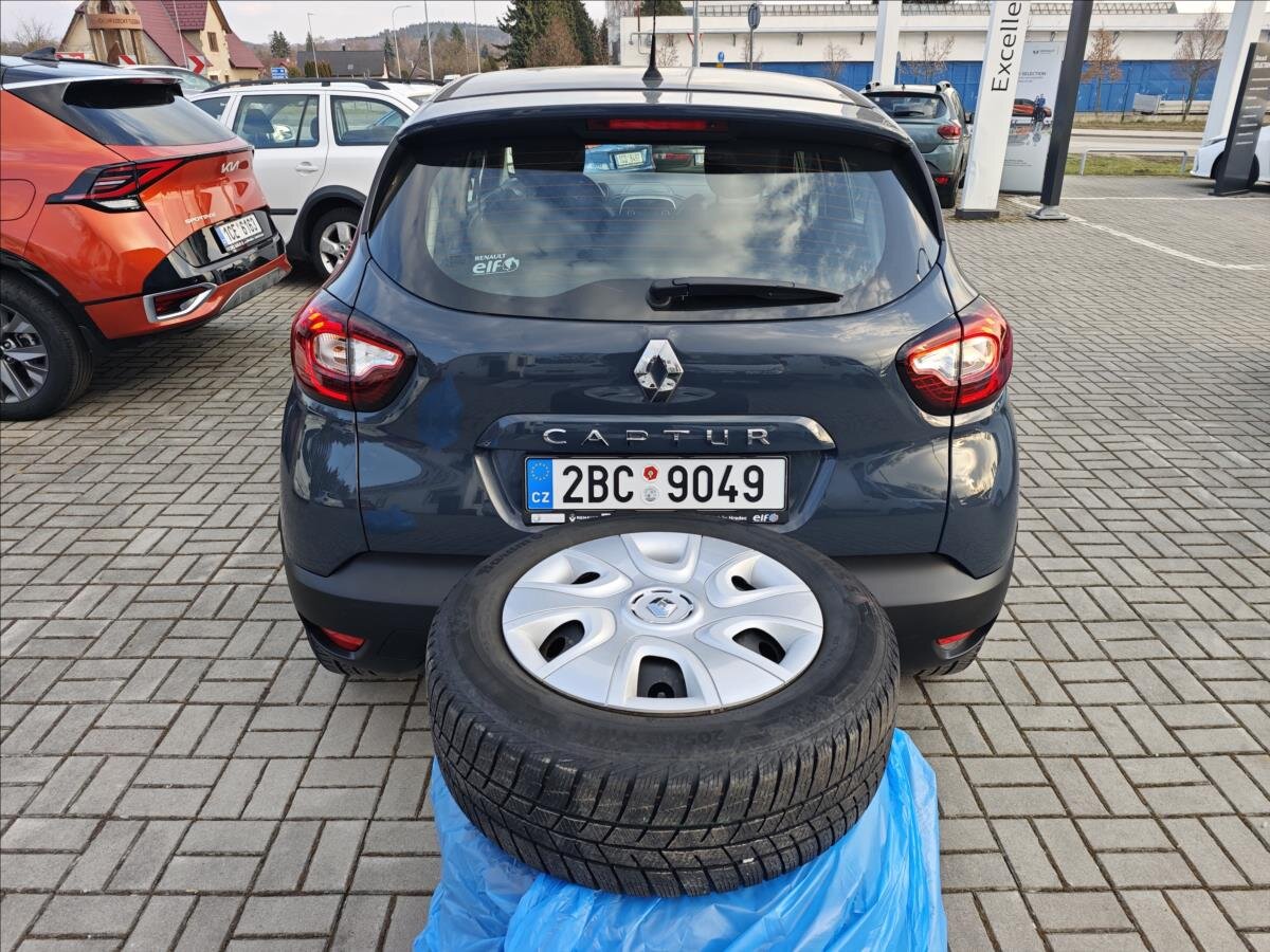 Renault Captur SUV / Terénní 898,0 66 kw
