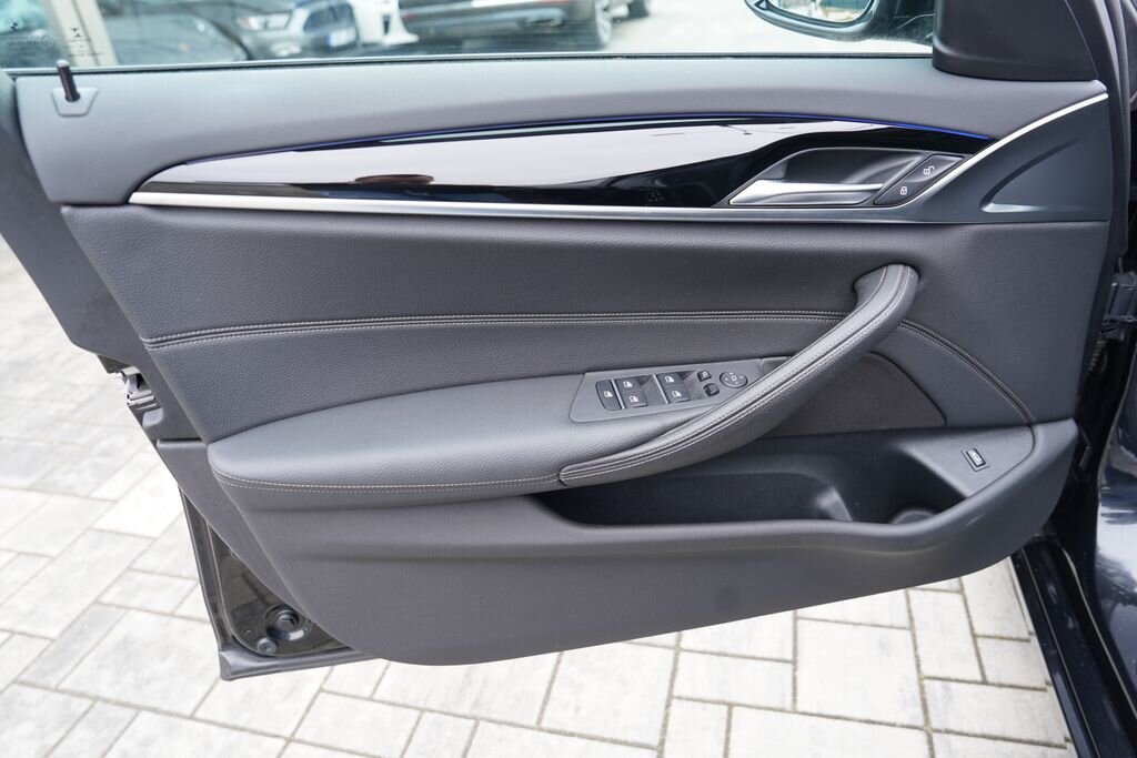 BMW Řada 5 Sedan 2,0 l 140 kw