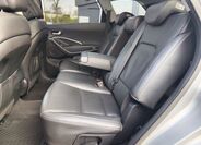 Hyundai Grand Santa Fe 17