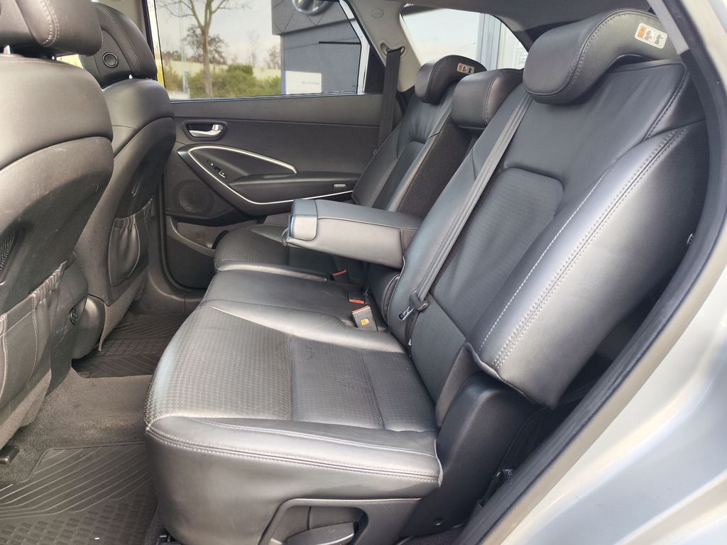 Hyundai Grand Santa Fe