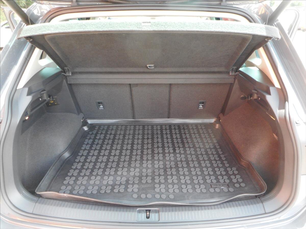 Volkswagen Tiguan SUV 1,5 l 110 kw