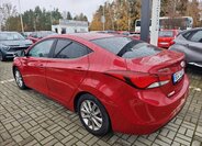 Hyundai Elantra Sedan 1,6 l 97 kw