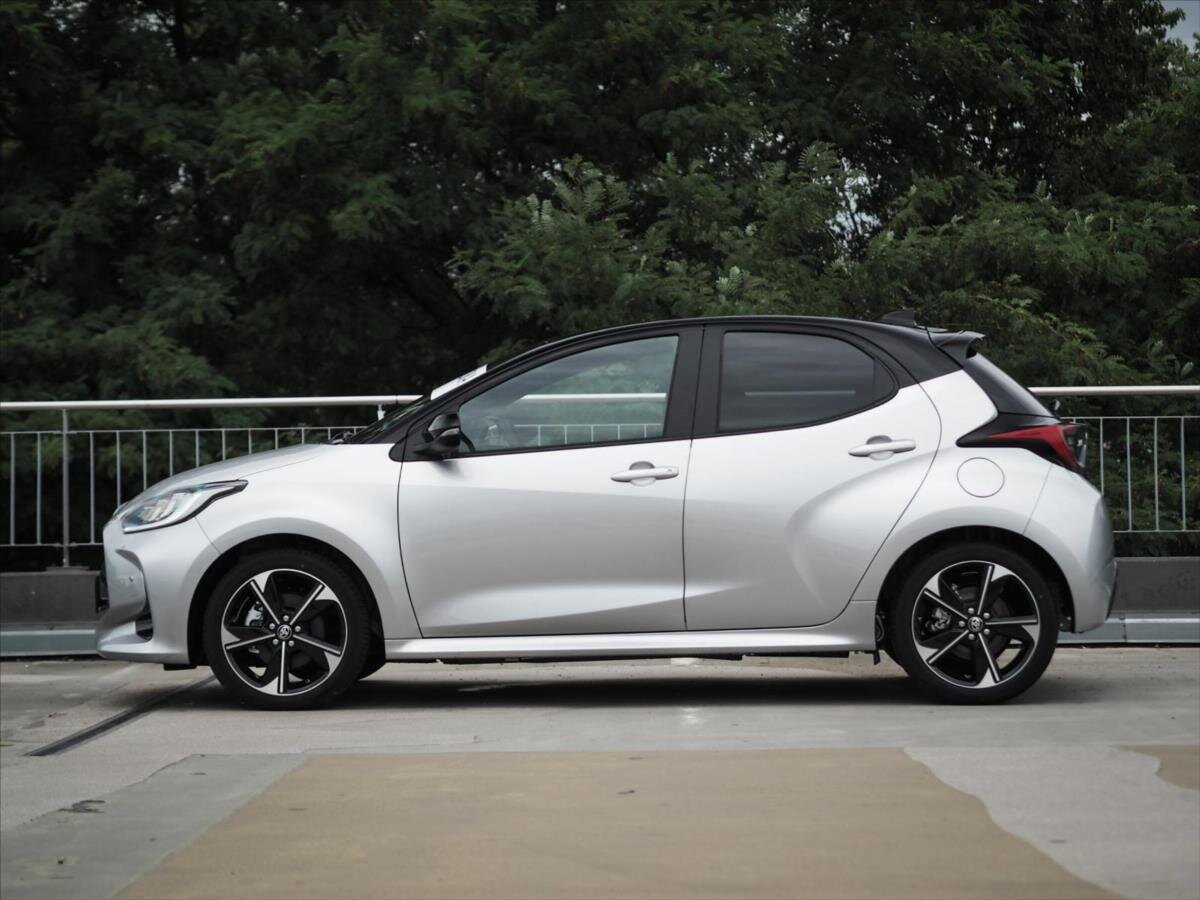 Toyota Yaris Hatchback 1,5 l 68 kw
