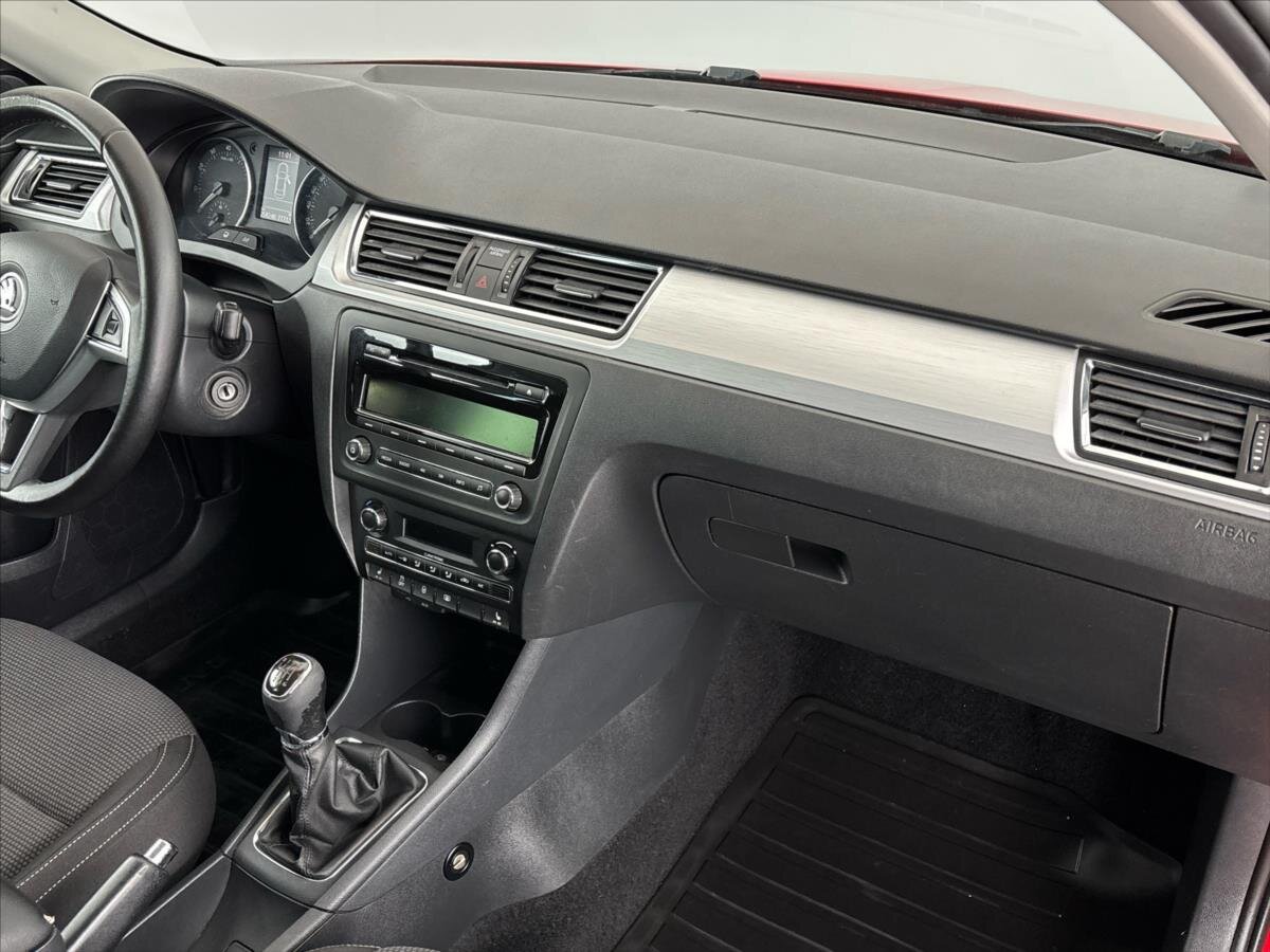 Škoda Rapid Liftback 1,2 l 77 kw