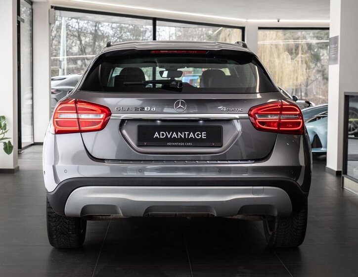 Mercedes-Benz GLA SUV / Terénní 2,1 l 130 kw