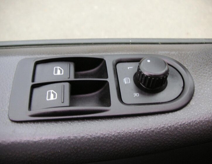 Volkswagen Transporter Valník 2,5 l 96 kw