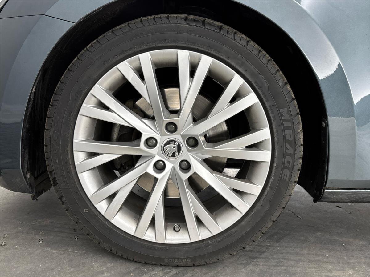 Škoda Superb Kombi 2,0 l 147 kw