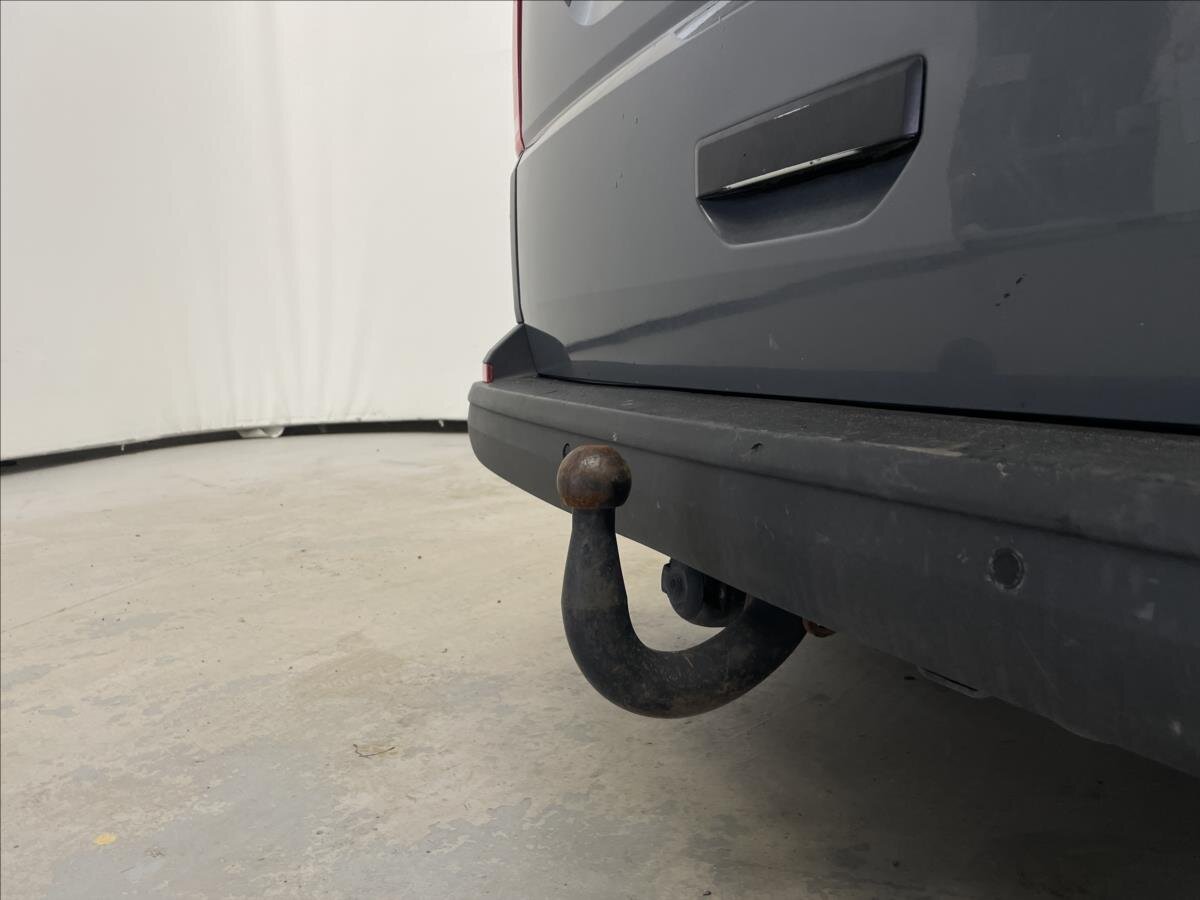 Volkswagen Transporter Kombi 2,0 l 110 kw