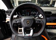 Lamborghini Urus 6