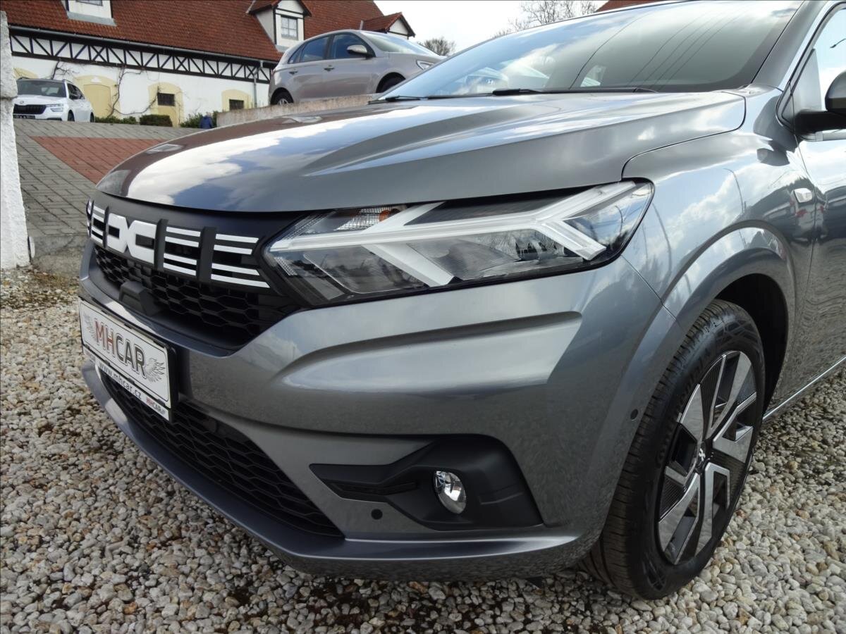 Dacia Sandero Hatchback 999,0 67 kw