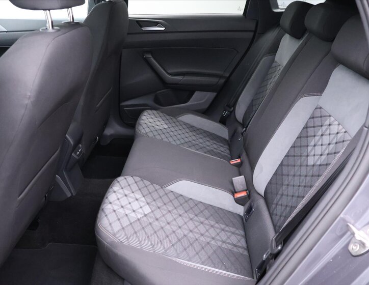 Volkswagen Taigo SUV 1,5 l 110 kw