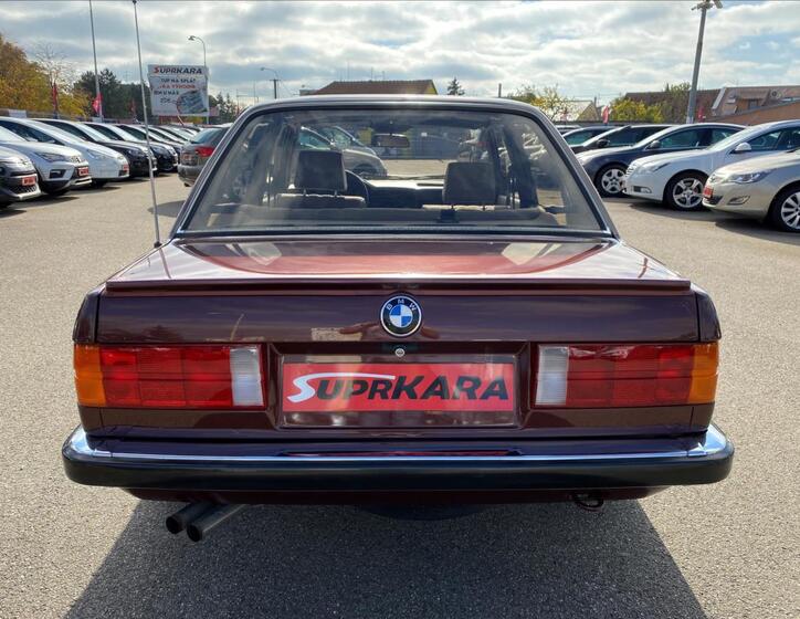 BMW Řada 3 6