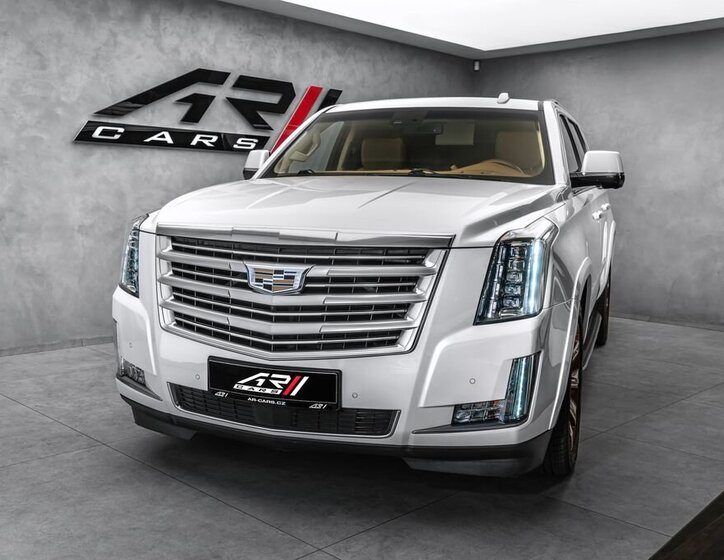 Cadillac Escalade SUV / Terénní 6,2 l 313 kw