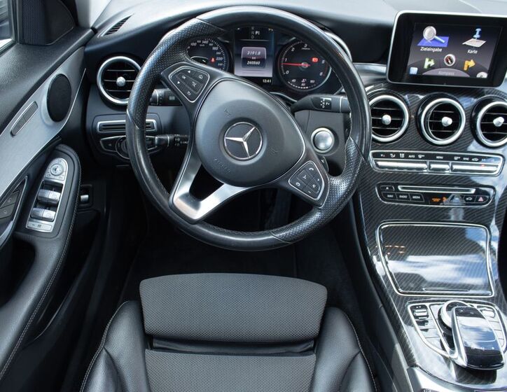 Mercedes-Benz Třídy C 16