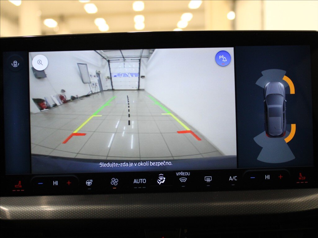 Ford Focus Kombi 999,0 114 kw