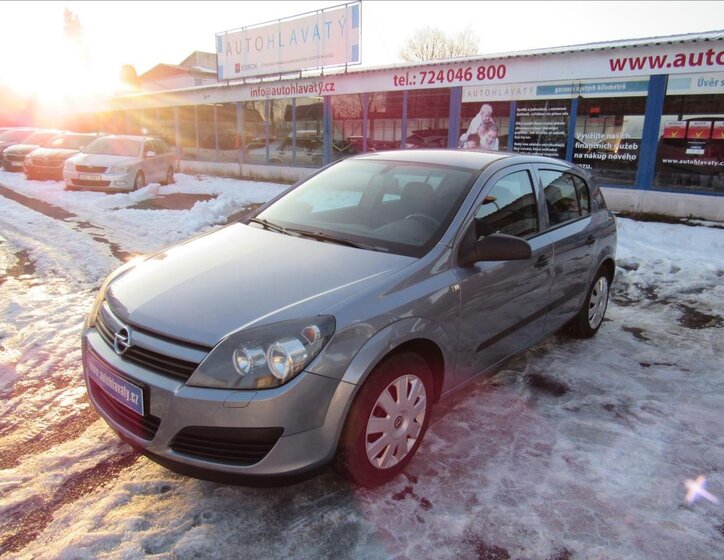 Opel Astra Hatchback 1,4 l 66 kw