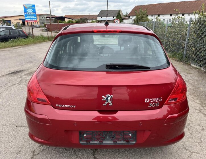 Peugeot 308 7