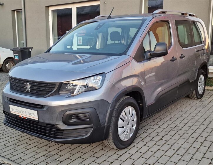 Peugeot Rifter 5