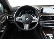 BMW Řada 7 12