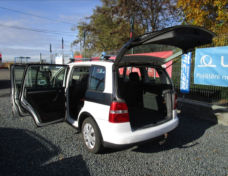 Volkswagen Touran 36