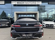 BMW Řada 7 8