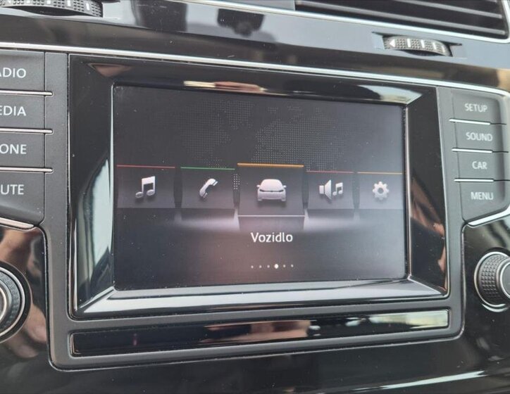 Volkswagen Golf Kombi 1,6 l 77 kw