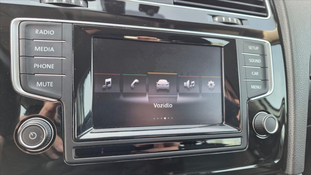 Volkswagen Golf Kombi 1,6 l 77 kw