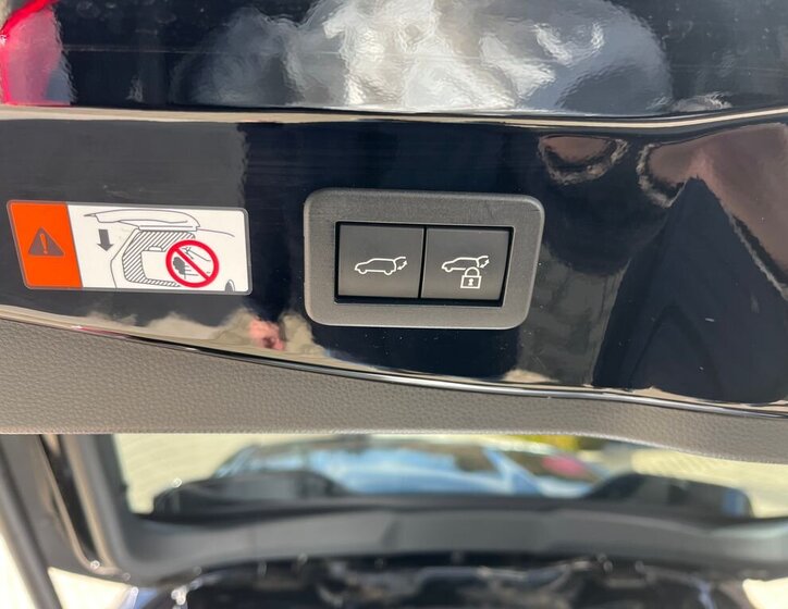 Toyota C-HR SUV / Terénní 2,0 l 112 kw