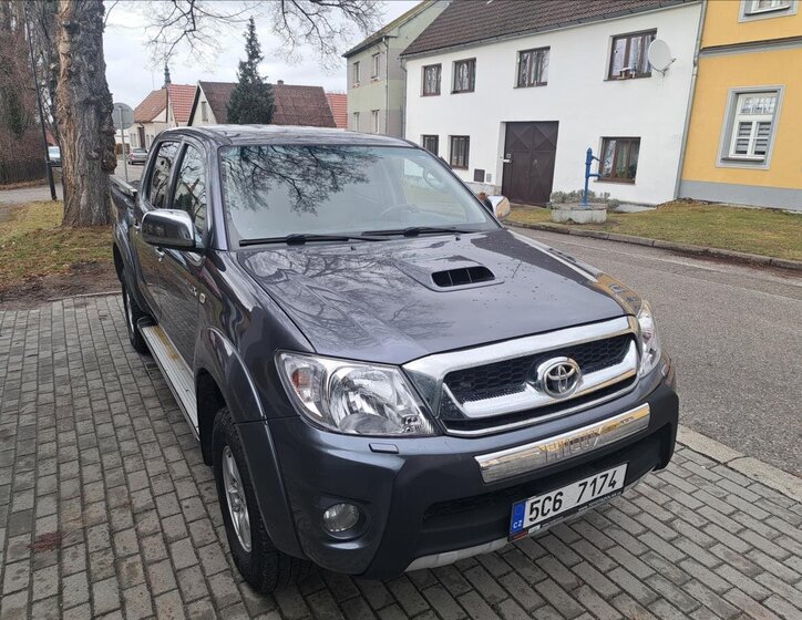Toyota Hilux Pick-up 2,5 l 106 kw