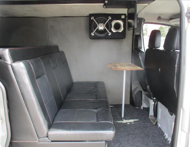 Mercedes-Benz Sprinter 10