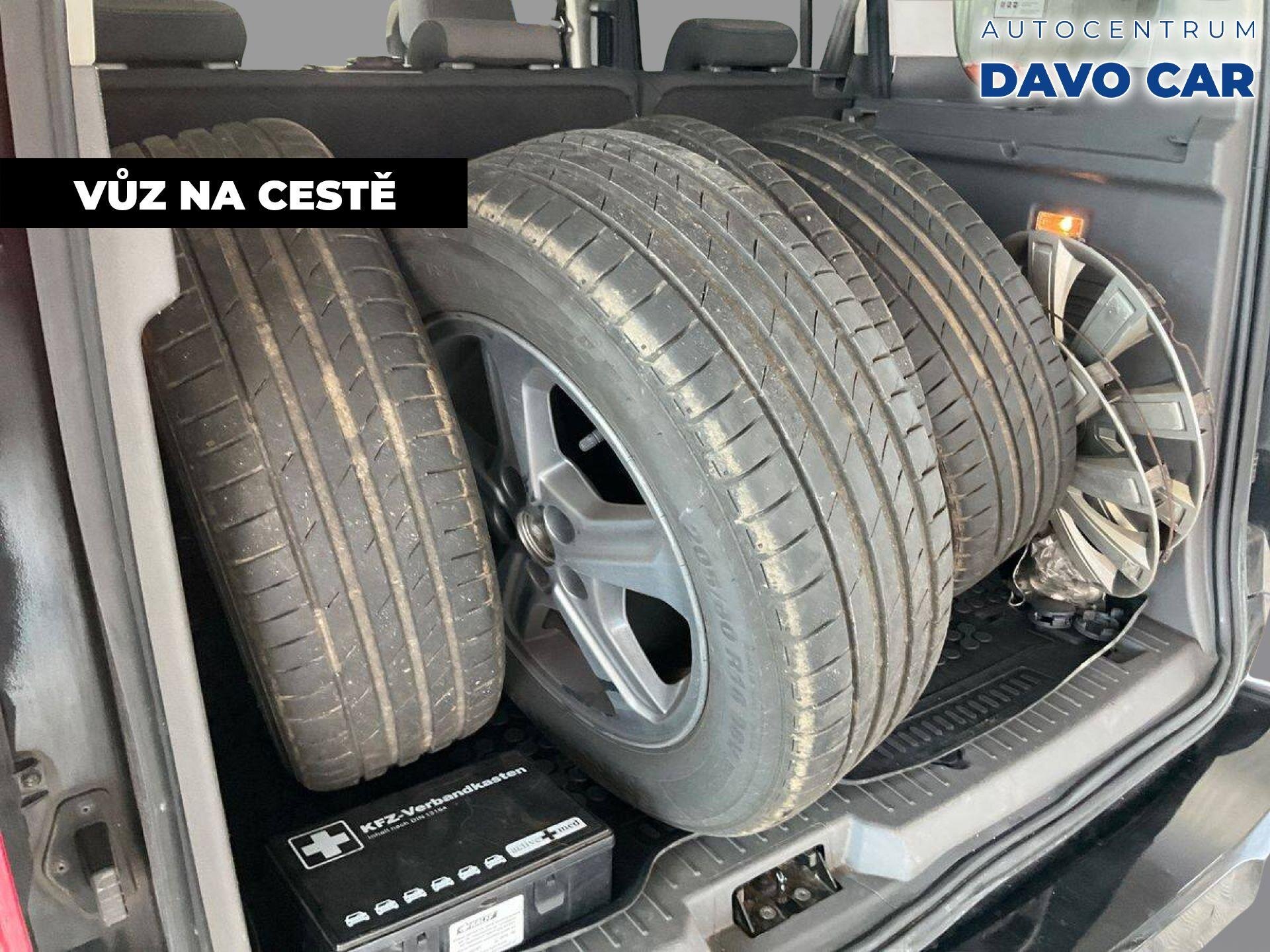 Ford Tourneo Connect Kombi 1,5 l 88 kw