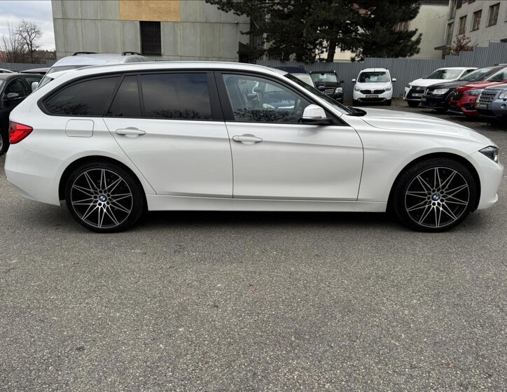 BMW Řada 3 Kombi 2,0 l 105 kw