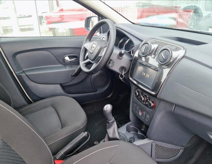 Dacia Sandero Hatchback 998,0 54 kw