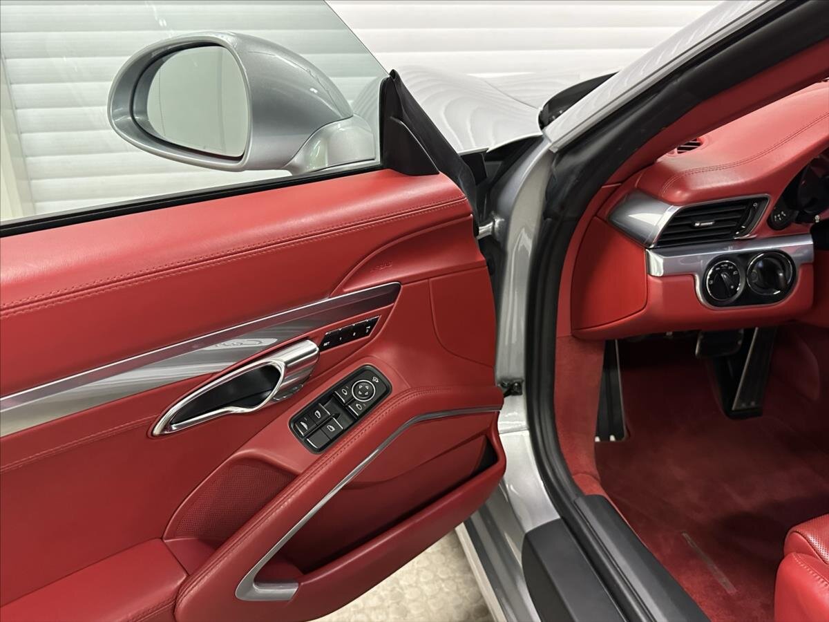 Porsche 911 Kabriolet 3,8 l 294 kw